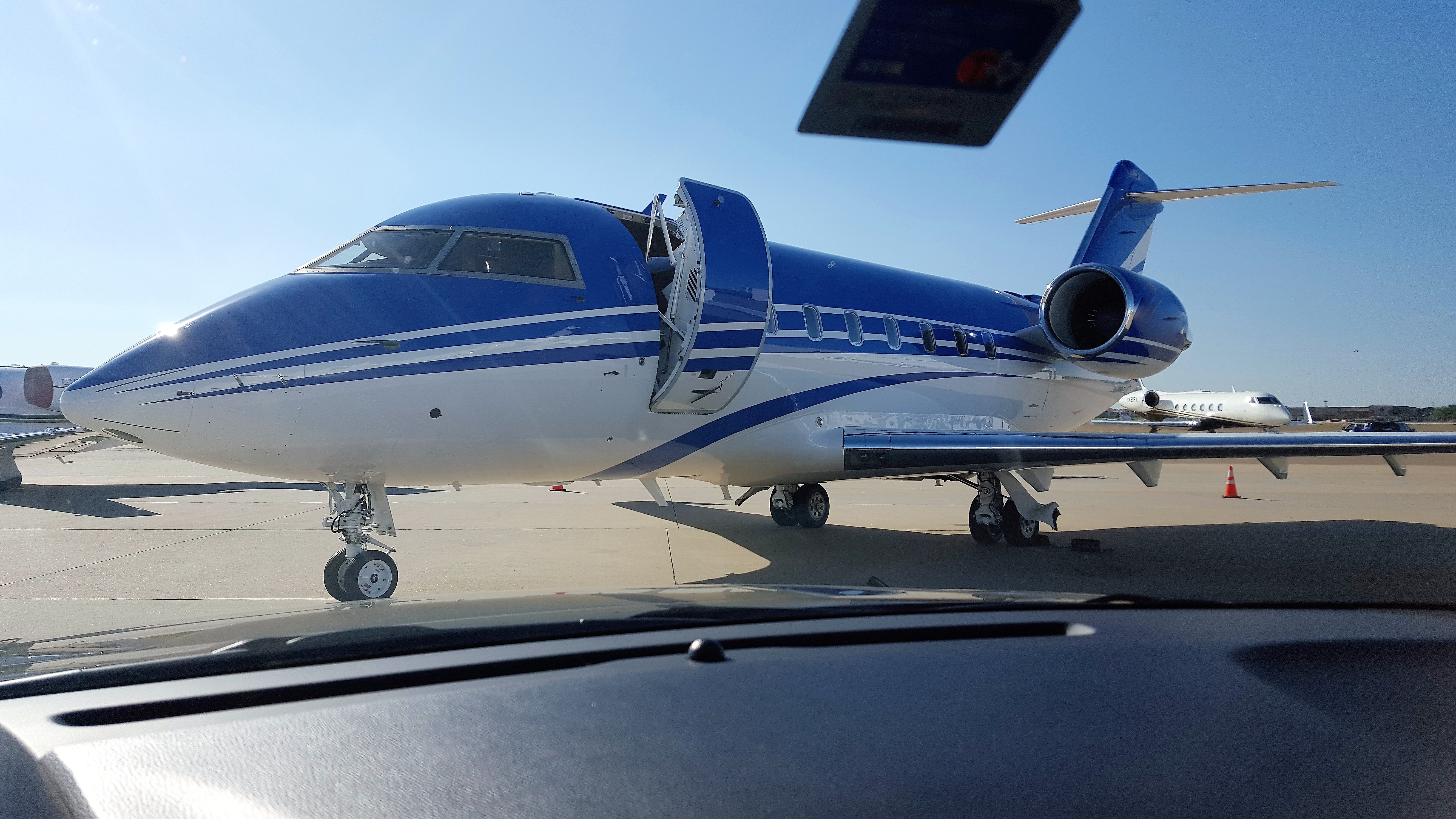 Private Aviation FBO Trips Prime Limo & Car Service Limo Service